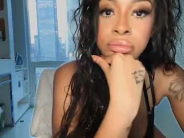 Let’s cum together.  My fav patterns are 111 222 333 444. Tease me with your tips. More Tips=More Fun - Naked doggystyle booty bounce at goal- #bigass #ebony #english #lovense #sph