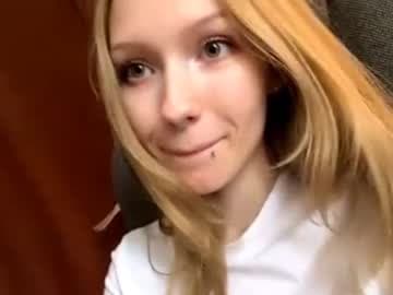 My goal: tease you with my upskirt view! ^-^ My name is Sophie and I'm #18 year old and i am #shy #new #skinny #blonde girl and it's my 1st week here! [0 tokens remaining]