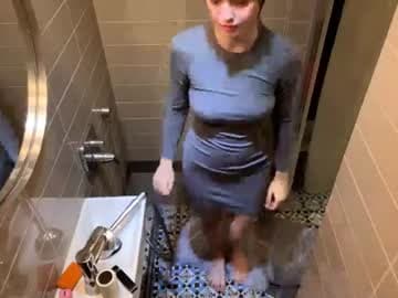 GOAL: turn on water 20 sec [312 tokens remaining] Welcome to my room! #shy #18 #young #new #skinny