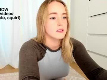 Ticket Show: riding pussy pillow then toy #shavedpussy #blonde  #teen (599 tokens)